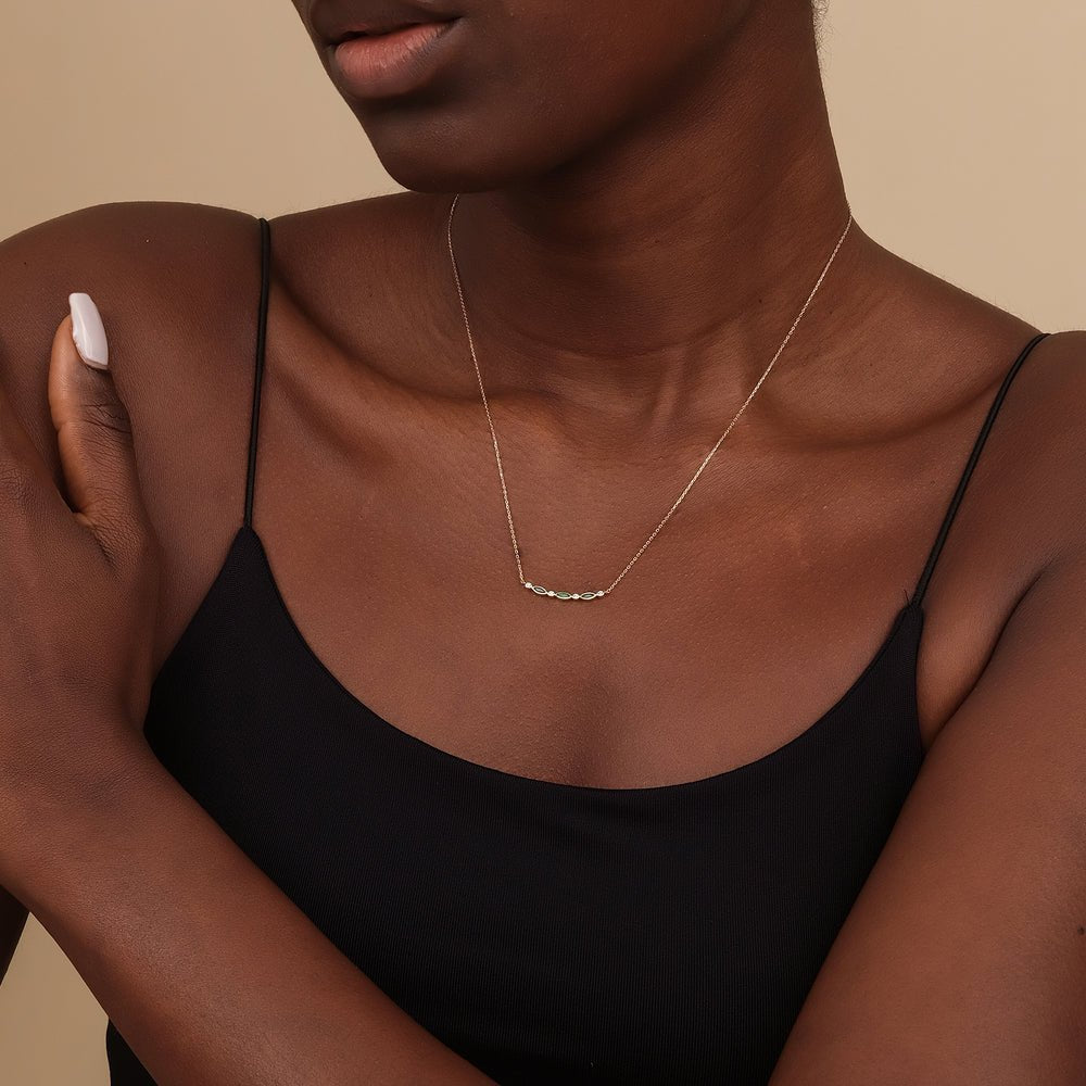 Curved Emerald & Diamonds Bar Necklace
