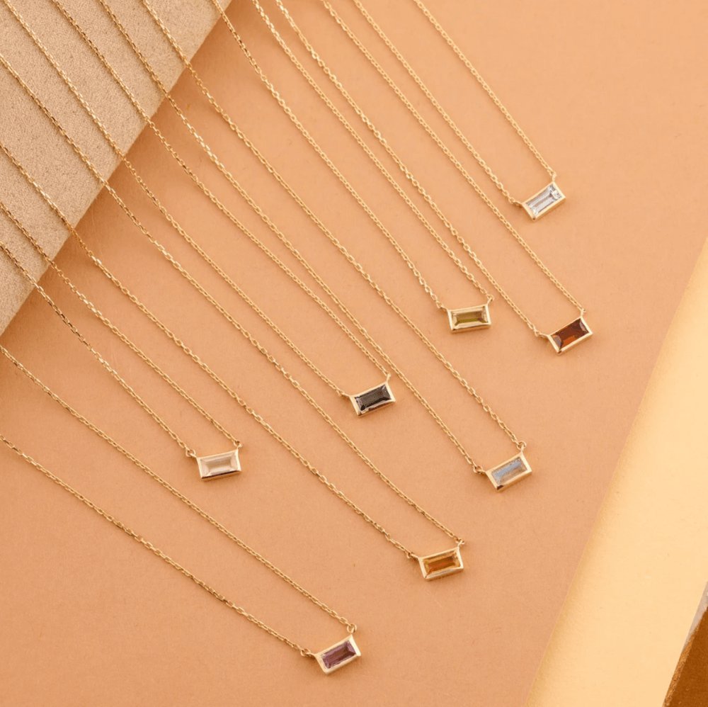 Dainty Garnet Necklace