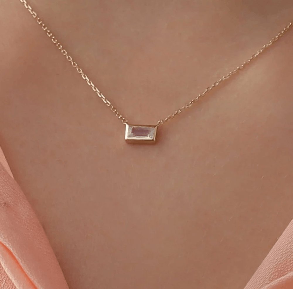 Dainty Moonstone Necklace