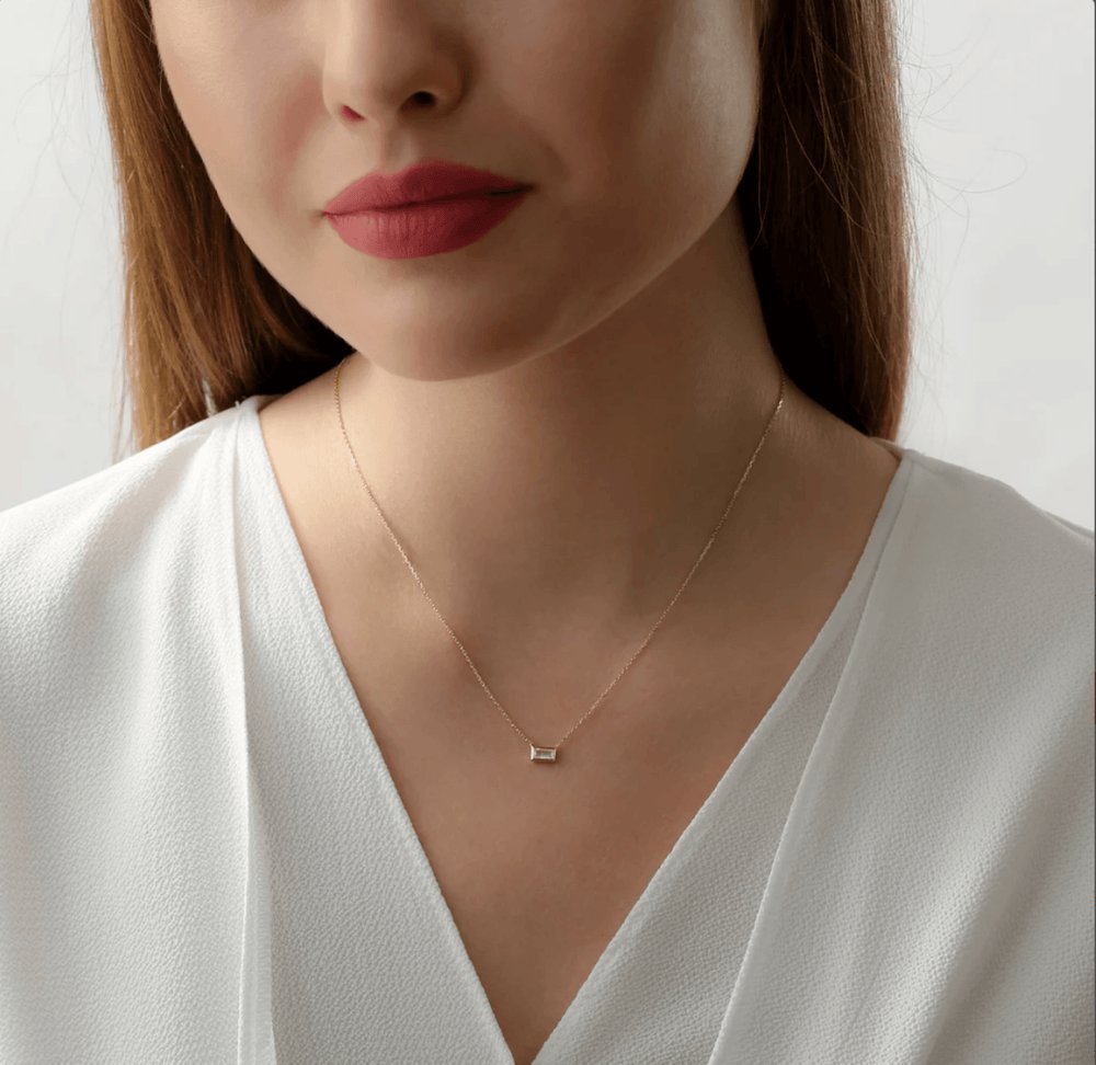 Dainty Moonstone Necklace