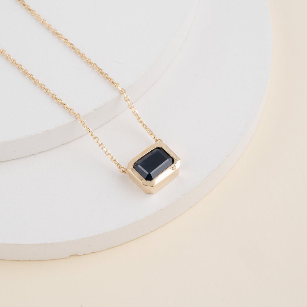 Dark Blue Sapphire Necklace