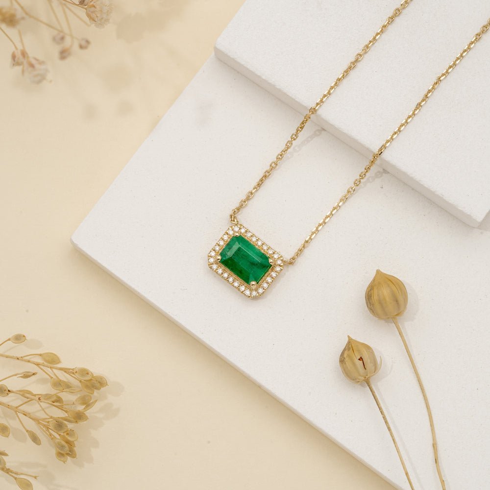 Emerald Diamond Necklace
