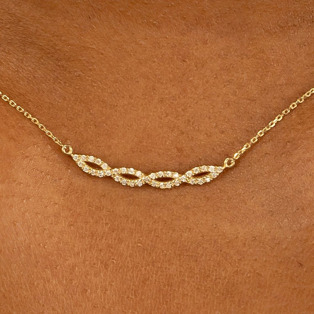 Natural Diamond Twist Necklace