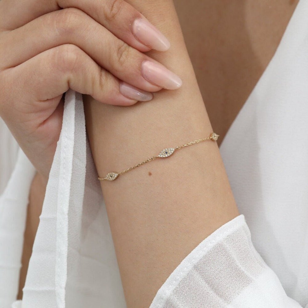 Sapphire Diamond Eye Station Bracelet