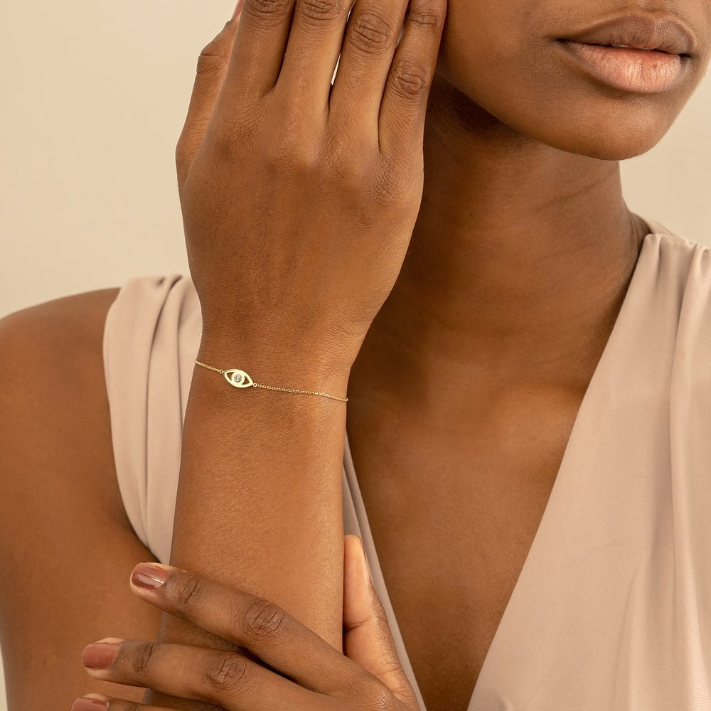 Single Diamond Eye Bracelet