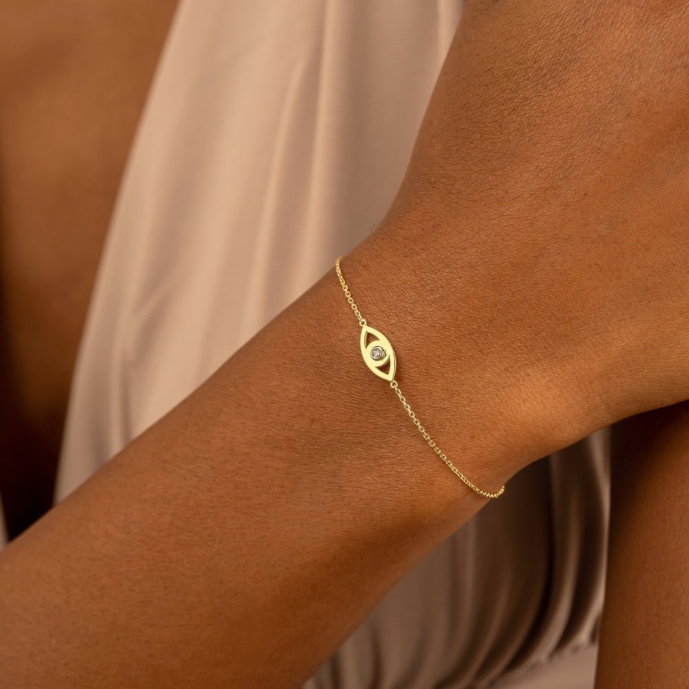 Single Diamond Eye Bracelet