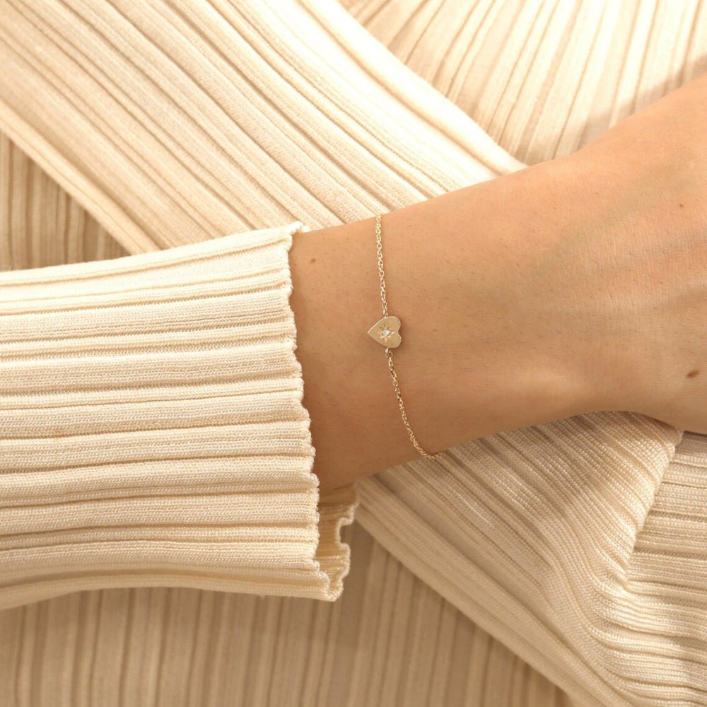 Single Diamond In Starburst Heart Bracelet
